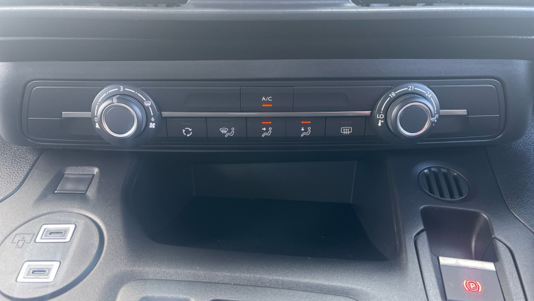 Citroen Berlingo 100kW Plus XL 52kWh 5dr Auto [7 Seat] Electric Estate